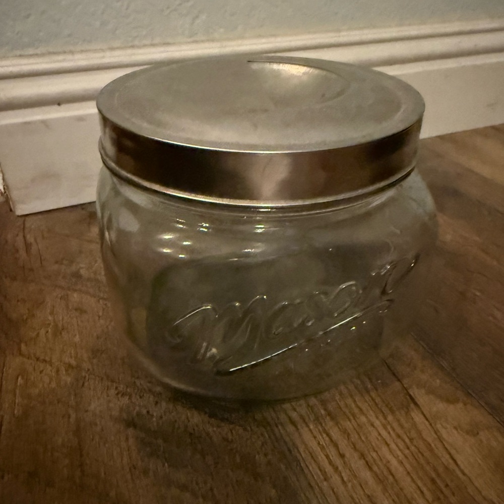 Glass Mason Jar with Silver Lid